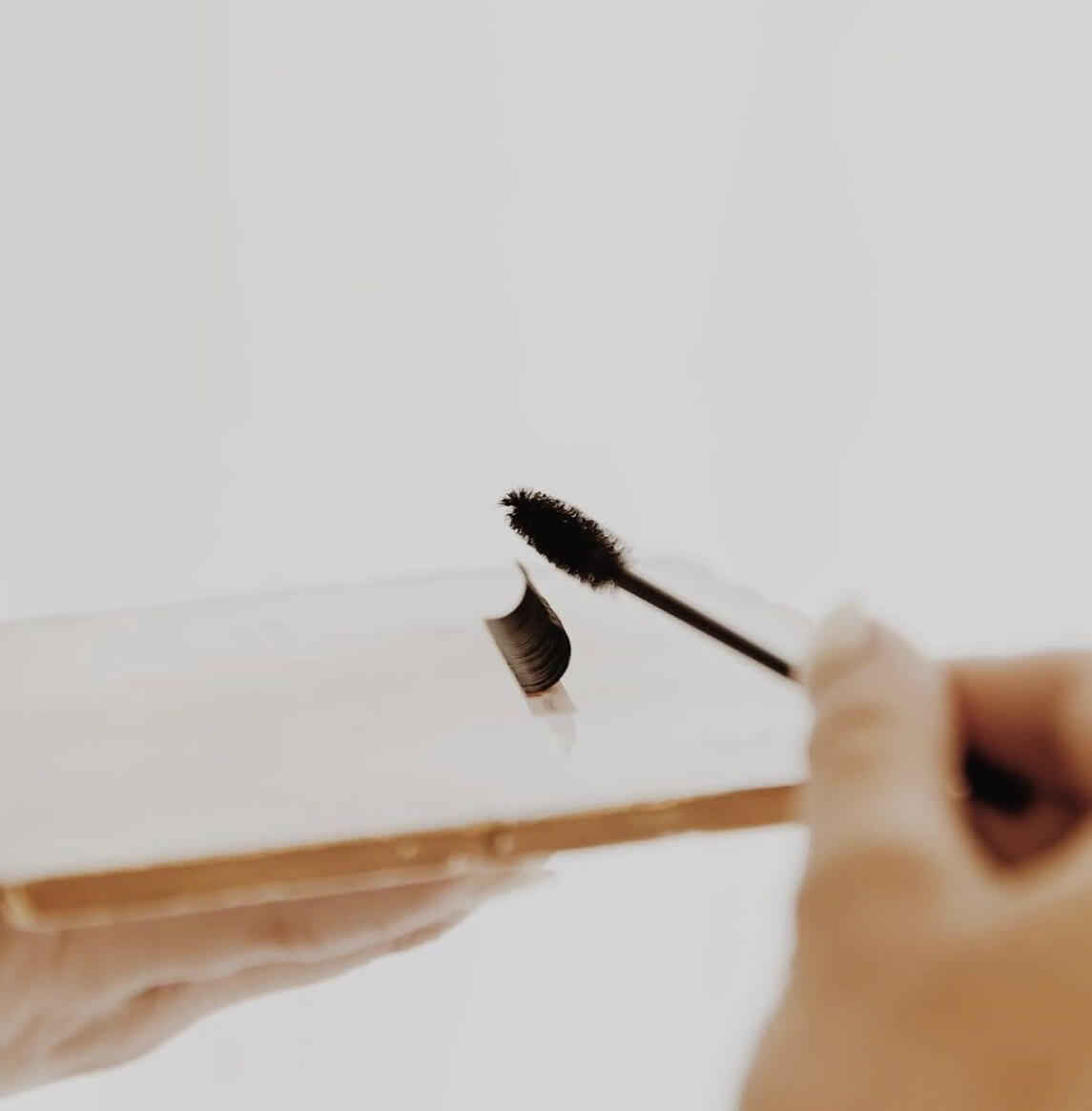 Lash extension tools at Wild & Bloom